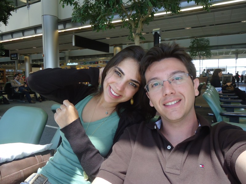 Esperando nosso voo para finalmente voltar para casa! 