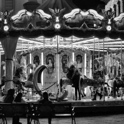 Passeio noturno à Piazza della Signoria e ao carrossel da Piazza della Repubblica