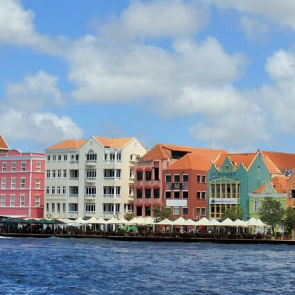 Punda e Otrobanda: o que fazer na capital de Curaçao.