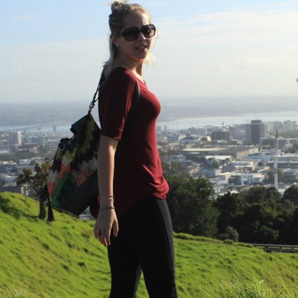 Subindo até o topo do Mount Eden, o vulcão mais alto de Auckland