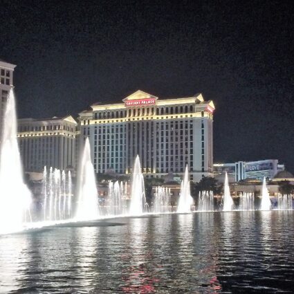 Saiba mais sobre o incrível espetáculo das águas dançantes do Hotel Bellagio em Las Vegas